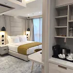 East Plaza Хотел София