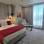 Хотел East Plaza София