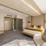East Plaza Хотел София