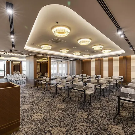 ホテル East Plaza