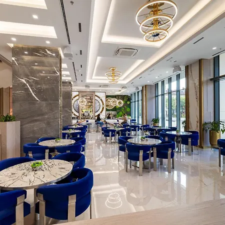 East Plaza Хотел София